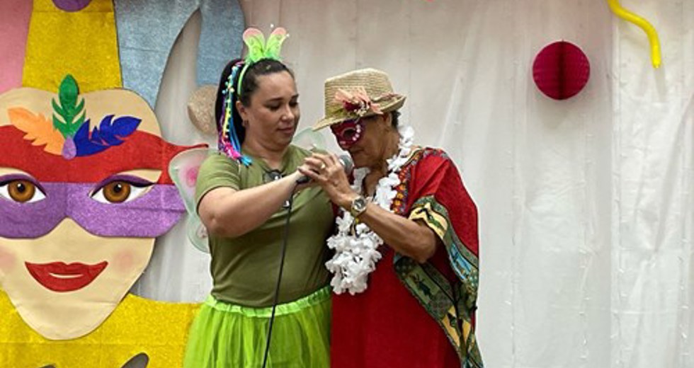 Concurso de fantasias de Carnaval na Casa do Idoso Centro