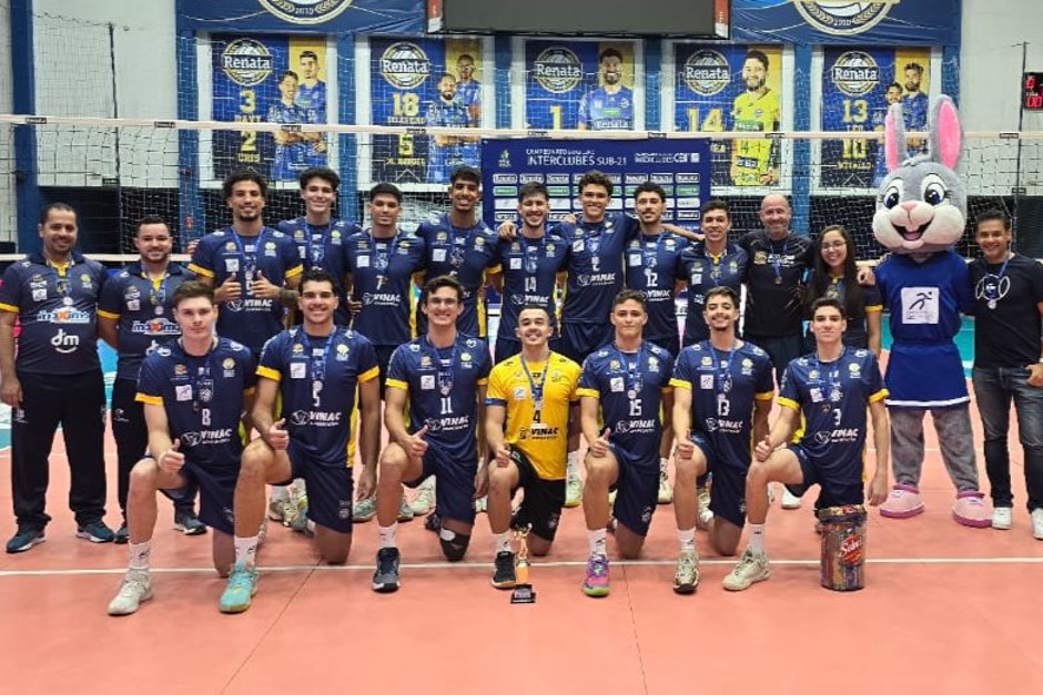 Vôlei AC bronze no CBI
