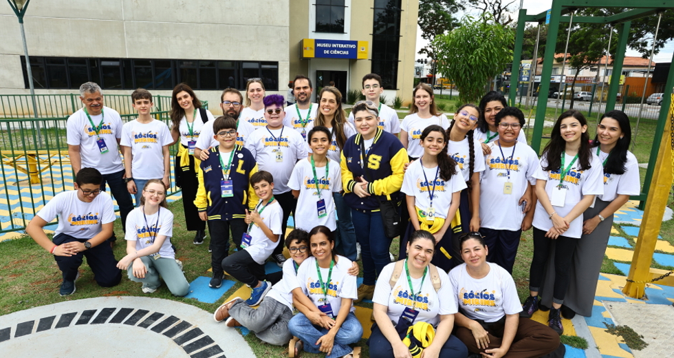 Projeto Sócios-Mirins visita o MIC. Foto: Claudio Vieira/PMSJC 05-11-2025 