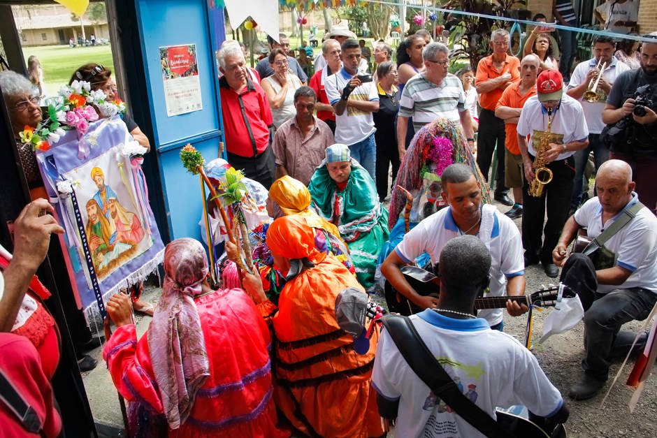 Foto: Divulgação chegadabandeiras-6.jpg