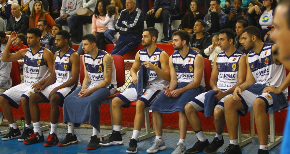 cv__4051-claudio_vieira.jpg