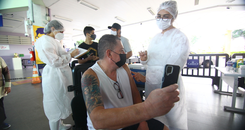 cv__2300_claudio_vieira.jpg