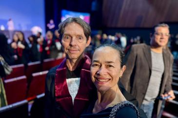 A solenidade reuniu familiares, professores e convidados no Teatro Municipal