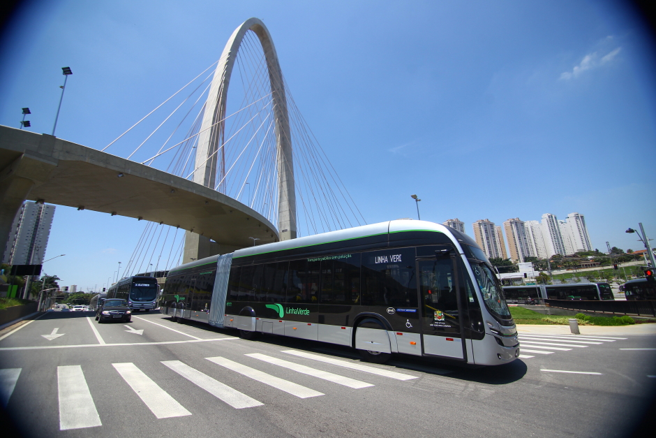 cv__8073_claudio_vieira.jpg