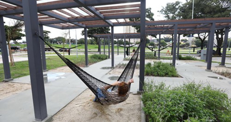 Praça Verão no Jardim Morumbi