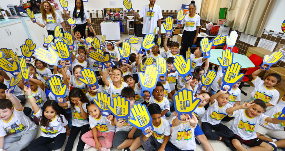 Ação Educamob da SEMOB no CEDIN Dra. Zilda Arns Neumann. Foto: Claudio Vieira/PMSJC 24-10-2025