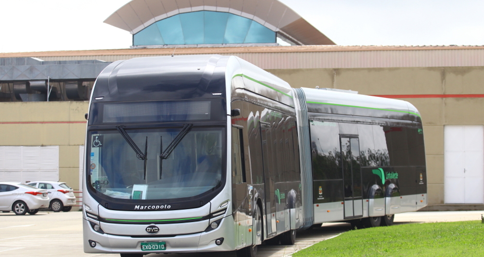 cv__6181_claudio_vieira.jpg