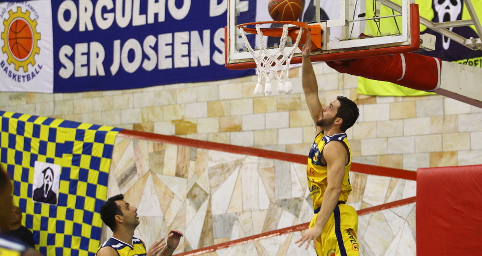 cv__1244-claudio_vieira.jpg