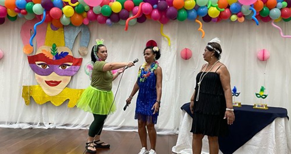 Concurso de fantasias de Carnaval na Casa do Idoso Centro