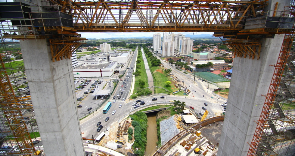 cv__8141_claudio_vieira.jpg