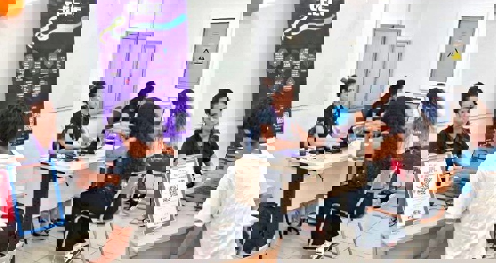 PAT e CIEE oferecem 429 vagas de estágio e de aprendizagem