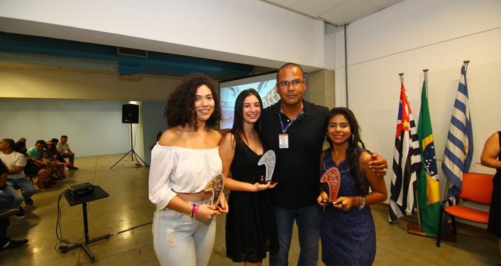 cv__7067-claudio_vieira.jpg