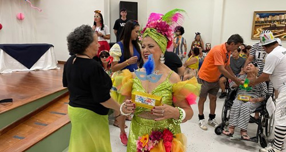 Concurso de fantasias de Carnaval na Casa do Idoso Centro