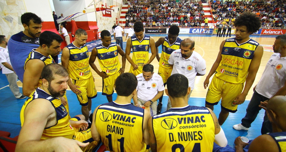 cv__1361-claudio_vieira.jpg