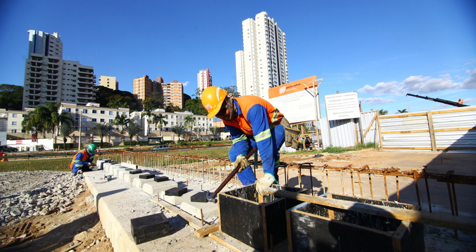 cv__7215_claudio_vieira.jpg