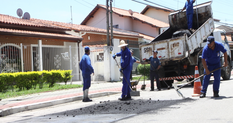 mutira-o_tapa_buraco-bairros_21beto_faria.jpg