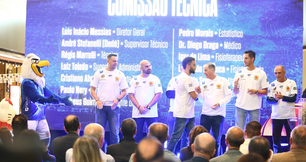 Apresentação do time de basquete masculino. Foto: Claudio Vieira/PMSJC 22-07-2025 