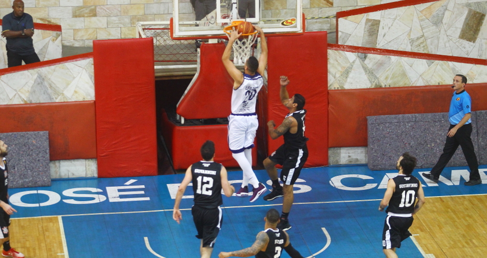 cv__3838-claudio_vieira.jpg