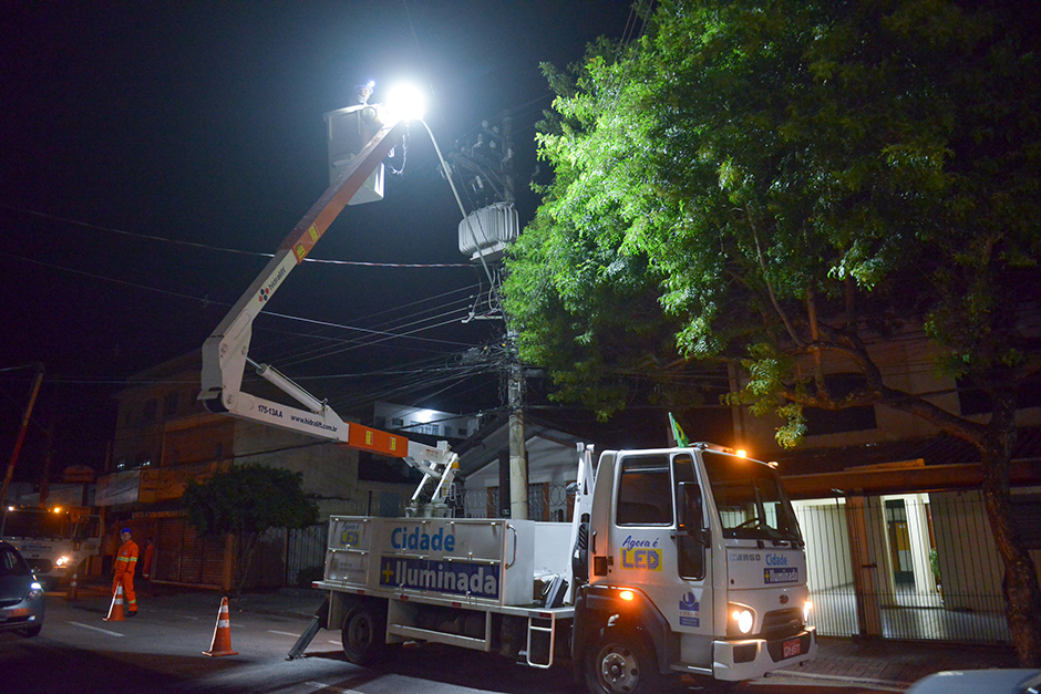 instalacao-led-rua-vilaca-25-03-2019-lucas-cabral-03.jpg