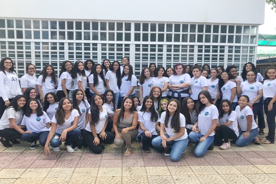 alunas-participam-de-atividade-em-comemoracao-ao-dia-internacional-da-mulher-no-inpe-2.jpg