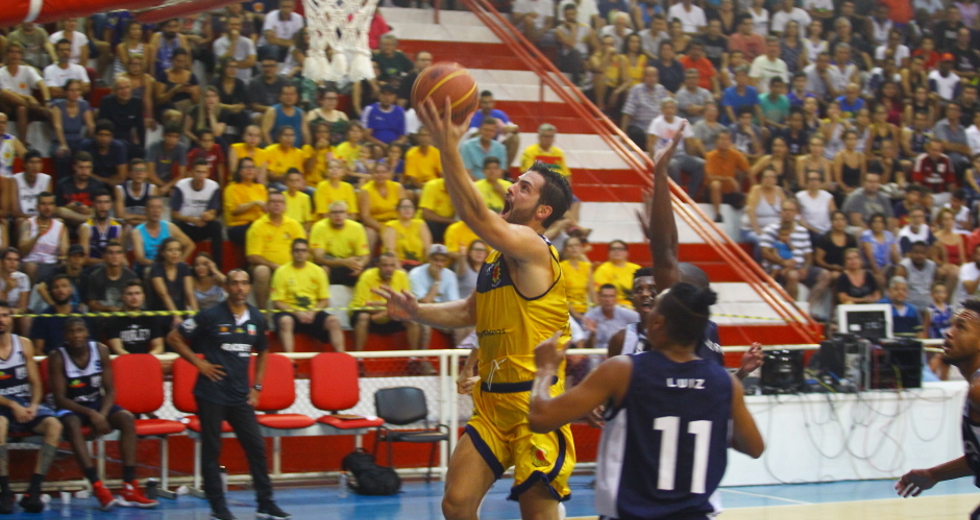 basquete-07-claudio_vieira.jpg