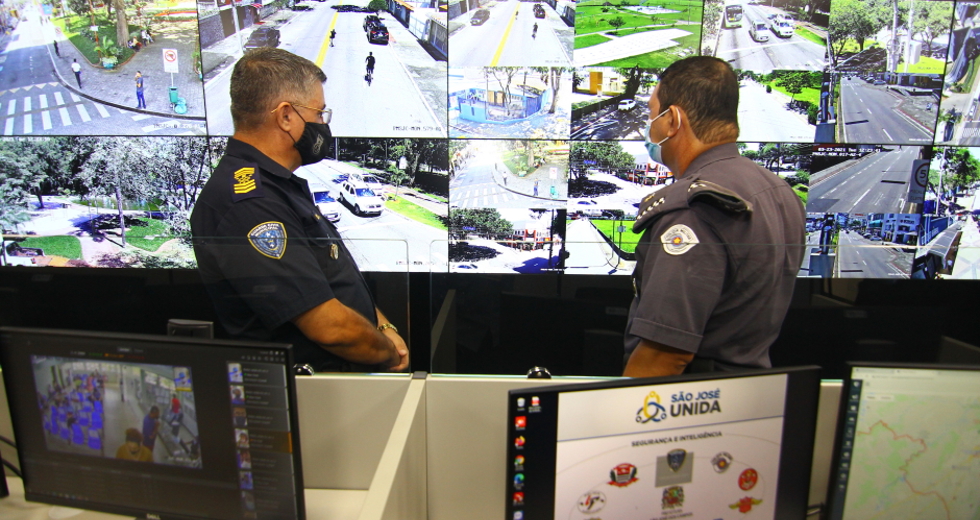 cv__4835_claudio_vieira.jpg