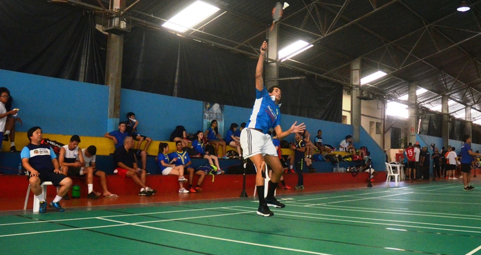 badminton-1.jpg