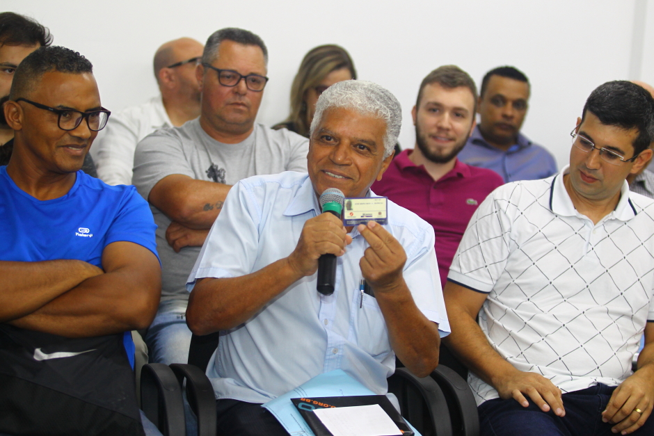 cv__9997_claudio_vieira.jpg