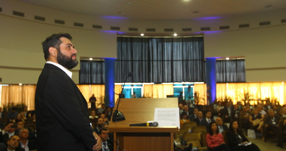 cv__5713_claudio_vieira.jpg