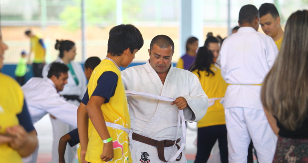 cv__8603_claudio_vieira.jpg