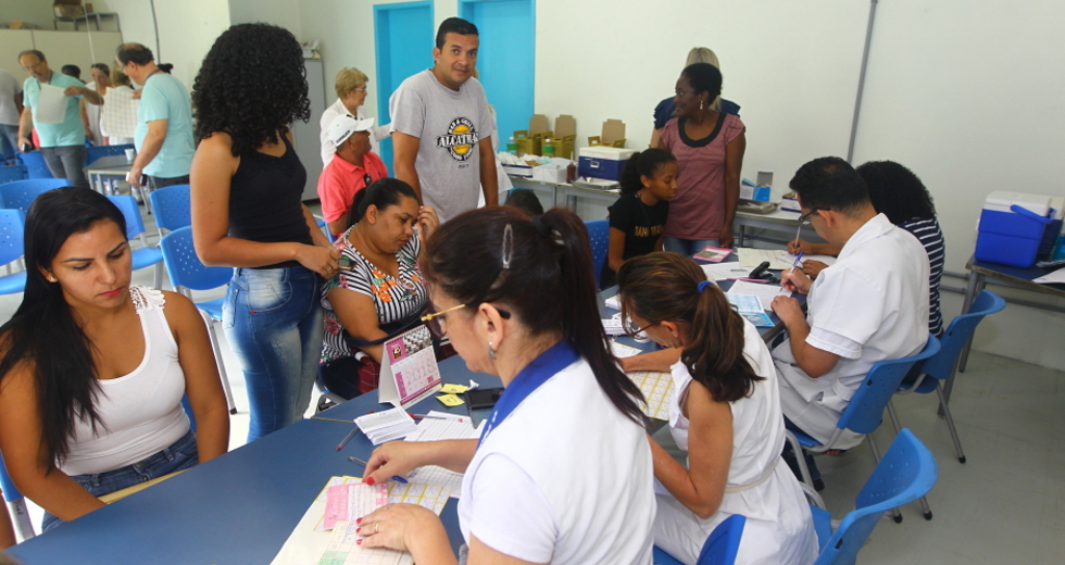 vacinac-a-o_ubs_campo_dos_alemaes-15-claudio_vieira.jpg