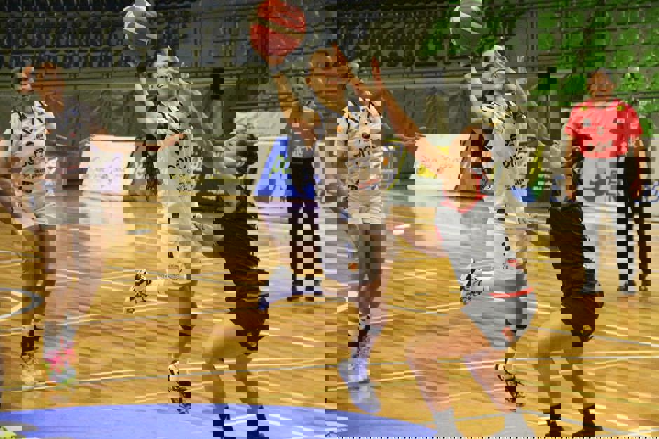 e7f0940c-6e0b-4d79-b39d-81926f04d28d.jpg