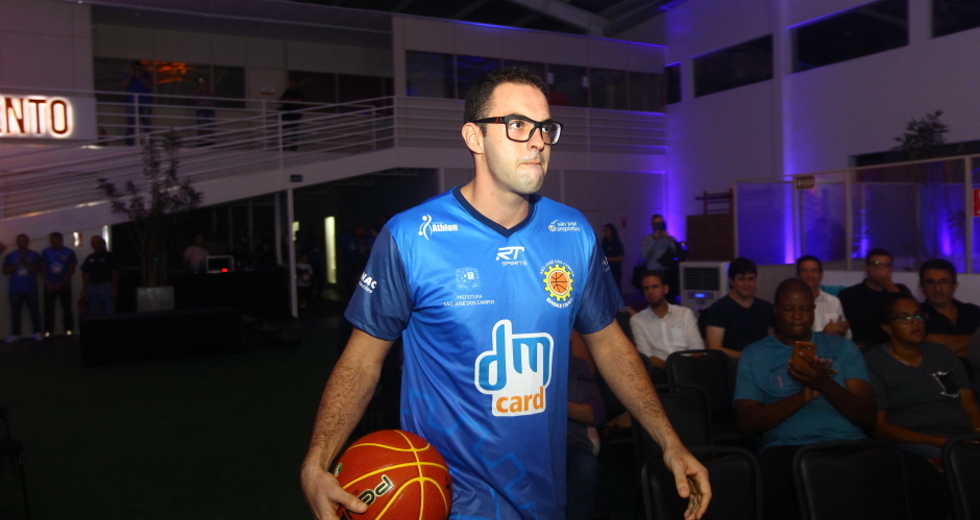 cv__9017-claudio_vieira.jpg