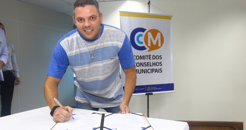 cv__4849_claudio_vieira.jpg