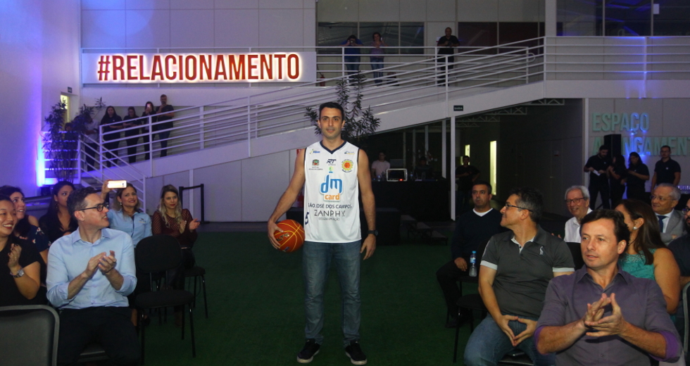 cv__9056-claudio_vieira.jpg