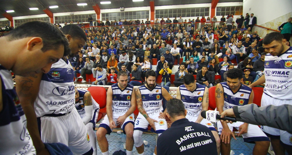 cv__4190-claudio_vieira.jpg