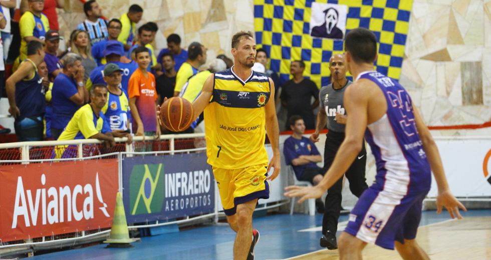 liga_ouro_basquete-49-claudio_vieira.jpg