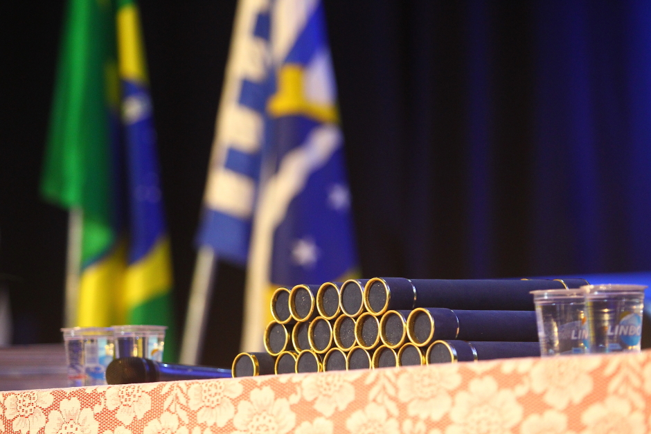 cv__9228-claudio_vieira.jpg