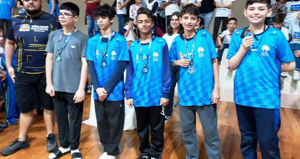valeparaibano-escolar-sub-12.jpg
