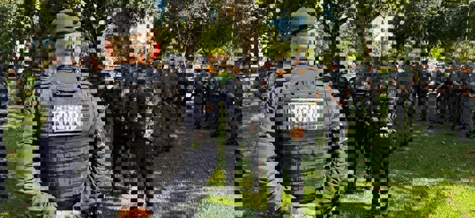 Equipes recebem instrução para a Operação Impacto, que faz parte das ações do programa