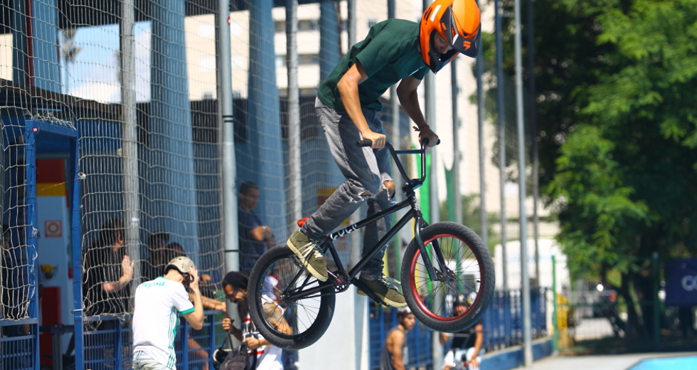 cv__2559-claudio_vieira.jpg