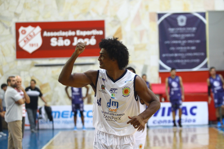 Foto: Divulgação lif-basquete.jpg