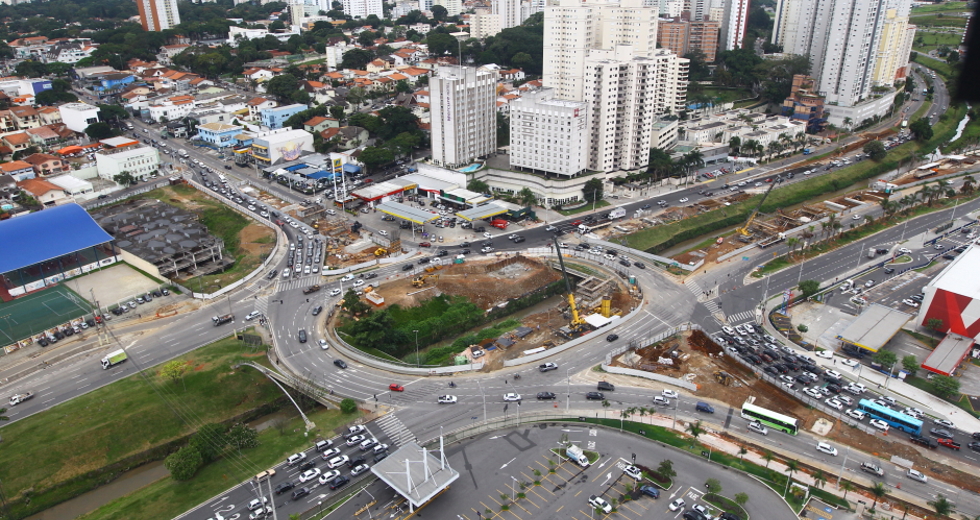cv__8900_claudio_vieira.jpg