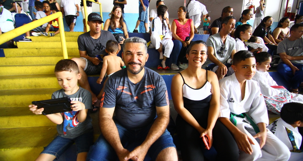 cv__5990_claudio_vieira.jpg