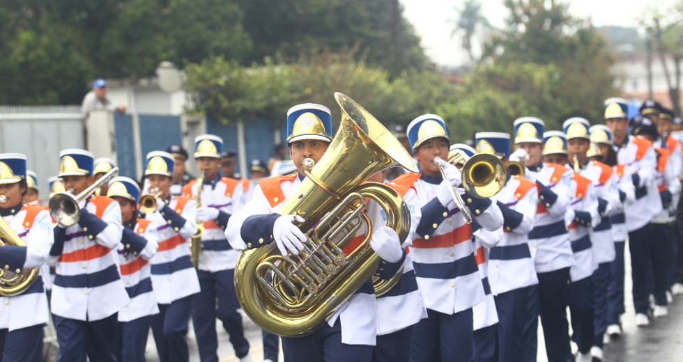 cv__0105_claudio_vieira.jpg