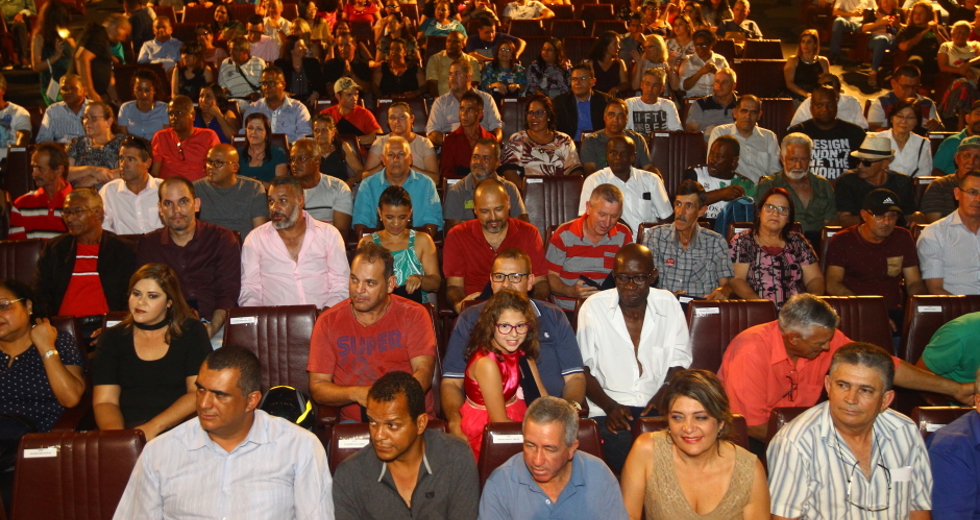 cv__0890_claudio_vieira.jpg