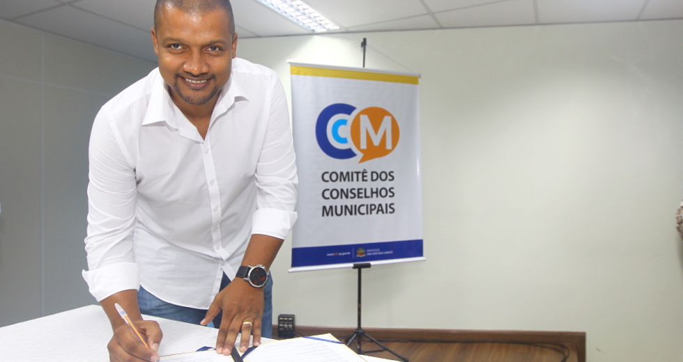 cv__4914_claudio_vieira.jpg
