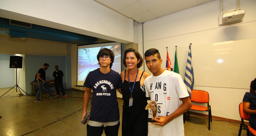 cv__7154-claudio_vieira.jpg