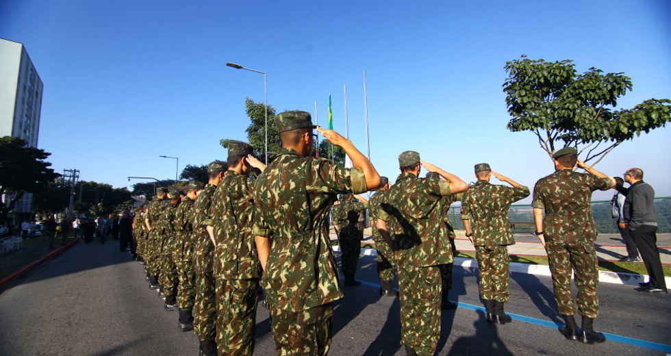 cv__4663_claudio_vieira.jpg