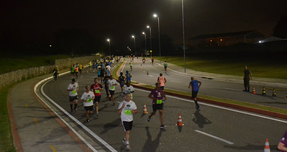 corrida-noturna-eugenio-de-melo-19-10-2019-lucas-cabral-05.jpg